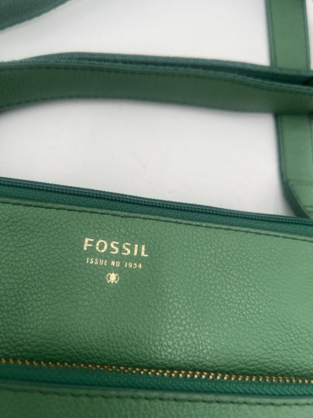 Fossil Green Pebbled Leather Crossbody Bag Adjustable Strap Soft Leather Purse - Picture 2 of 8